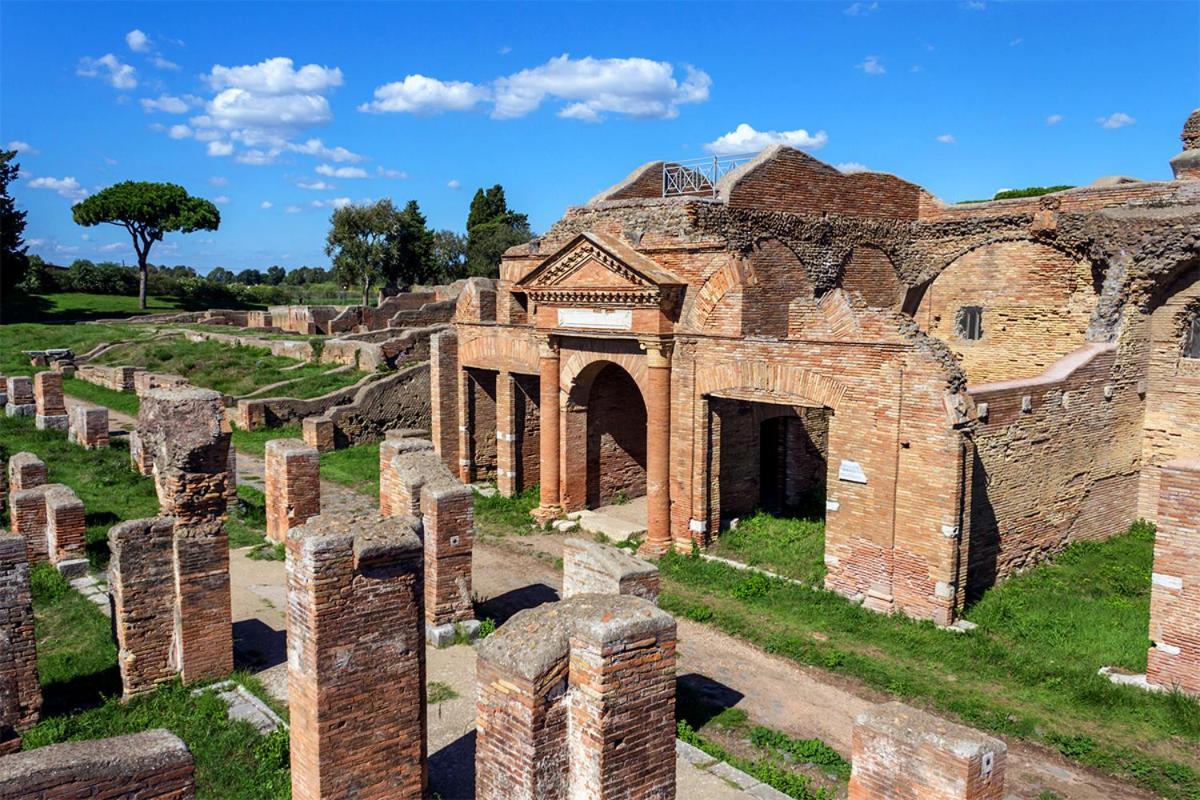 Casa Dalu A Roma Nel Cuore Di Ostia Antica Luaran gambar